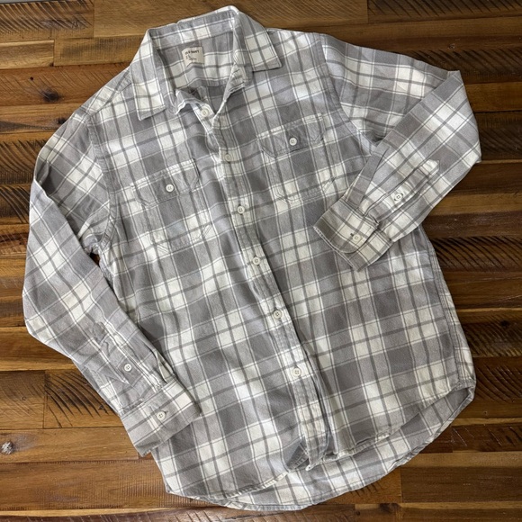 Old Navy Tops - Grey & White Plaid Long Sleeve